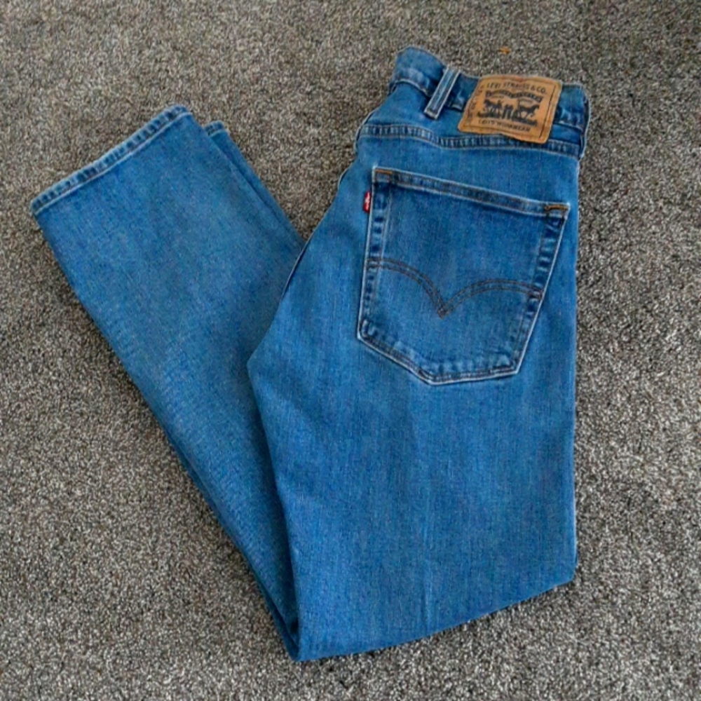 Levi 505 straight leg Jean Size 31x30